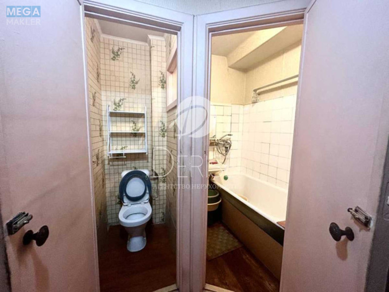 Продаж 2 кімнатної квартири (43,5/28/5,8), 8 пов. 9 пов. будинку, <a class="location-link" href="/kiev/" title="Недвижимость Київ">Київ</a>, <a class="location-link" href="/kiev/pecherskij/" title="Недвижимость Печерський район">Печерський р-н</a>, Лаврська вул., 4 (изображение 7)