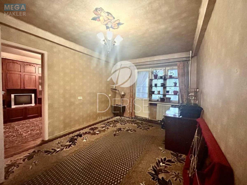 Продаж 2 кімнатної квартири (43,5/28/5,8), 8 пов. 9 пов. будинку, <a class="location-link" href="/kiev/" title="Недвижимость Київ">Київ</a>, <a class="location-link" href="/kiev/pecherskij/" title="Недвижимость Печерський район">Печерський р-н</a>, Лаврська вул., 4 (изображение 9)