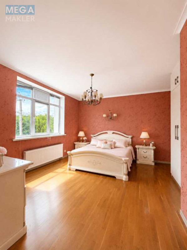 Продаж дома, 2&nbsp;поверху, 427&nbsp;кв.м, 5&nbsp;кімнат, ділянка 18&nbsp;соток, <a class="location-link" href="/gorbovichi/" title="Недвижимость Горбовичі">Горбовичі</a>, Центральна (изображение 10)