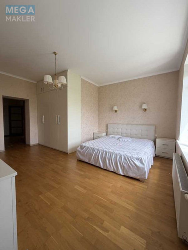 Продаж дома, 2&nbsp;поверху, 427&nbsp;кв.м, 5&nbsp;кімнат, ділянка 18&nbsp;соток, <a class="location-link" href="/gorbovichi/" title="Недвижимость Горбовичі">Горбовичі</a>, Центральна (изображение 16)
