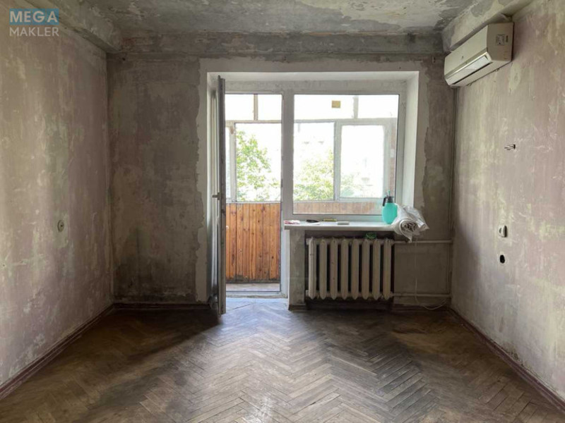 Продаж 2 кімнатної квартири (44/29/7), 4 пов. 10 пов. будинку, <a class="location-link" href="/kiev/" title="Недвижимость Київ">Київ</a>, <a class="location-link" href="/kiev/pecherskij/" title="Недвижимость Печерський район">Печерський р-н</a>, Лесі Українки бульв., 28 (изображение 6)