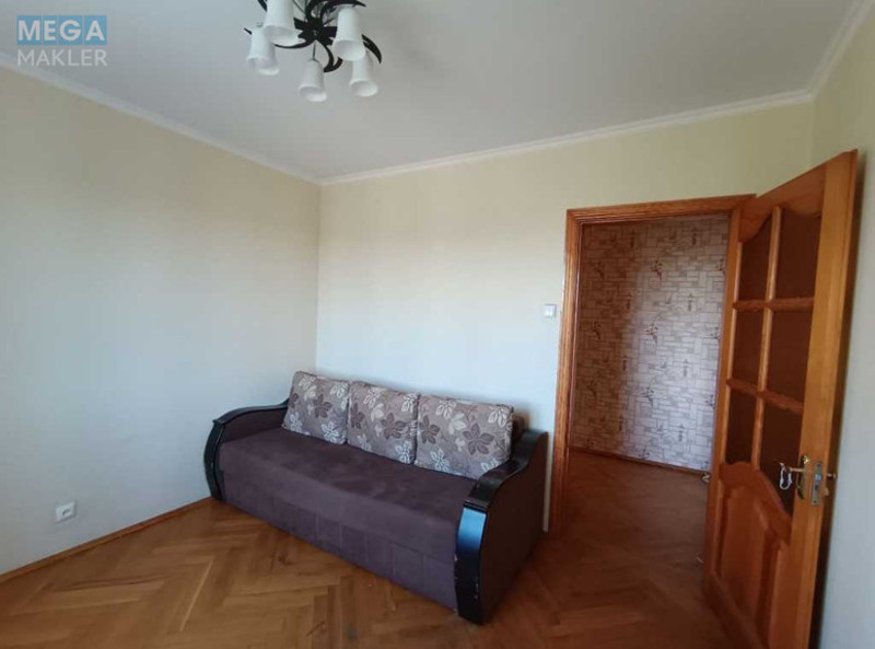 Продаж 2 кімнатної квартири (54/30/9,1), 3 пов. 9 пов. будинку, <a class="location-link" href="/vasilkov/" title="Недвижимость Васильків">Васильків</a>, Військове містечко (изображение 3)