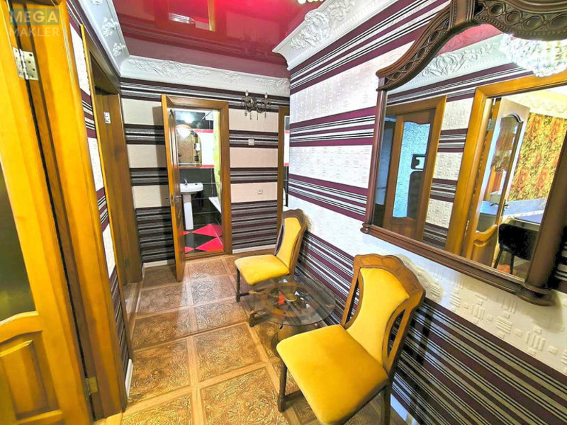 Продаж 2 кімнатної квартири (49/25/8), 4 пов. 4 пов. будинку, <a class="location-link" href="/komarovka-selo-kv/" title="Недвижимость Комарівка">Комарівка</a>, Комсомольська (изображение 14)