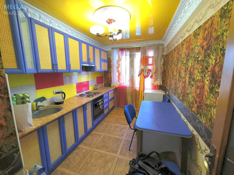 Продаж 2 кімнатної квартири (49/25/8), 4 пов. 4 пов. будинку, <a class="location-link" href="/komarovka-selo-kv/" title="Недвижимость Комарівка">Комарівка</a>, Комсомольська (изображение 15)