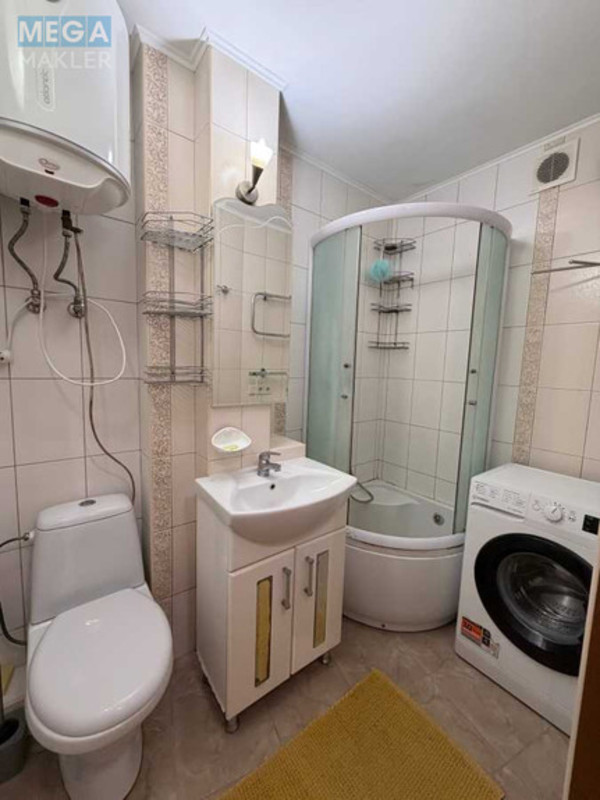 Оренда 3 кімнатної квартири, <a class="location-link" href="/kiev/" title="Недвижимость Київ">Київ</a>, <a class="location-link" href="/kiev/shevchenkovskij/" title="Недвижимость Шевченківський район">Шевченківський р-н</a>, Загоревская ул., 3/15а (изображение 4)