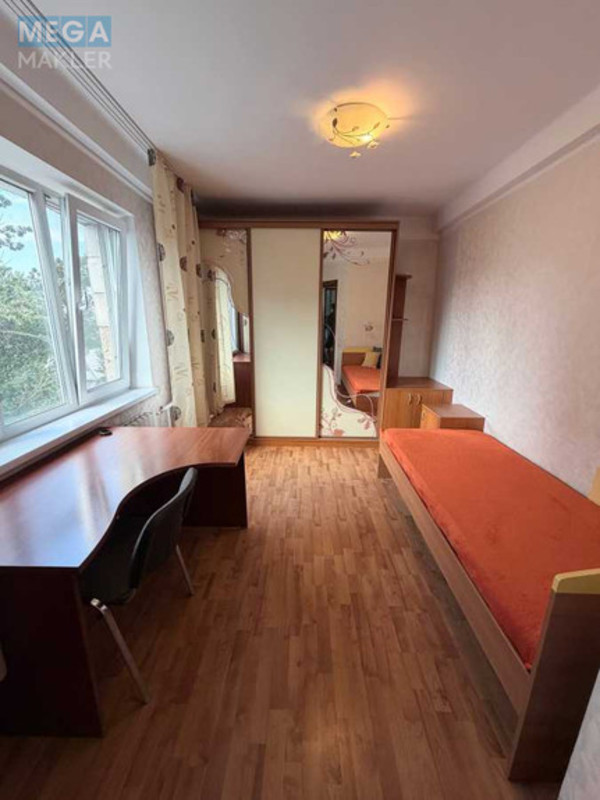 Оренда 3 кімнатної квартири, <a class="location-link" href="/kiev/" title="Недвижимость Київ">Київ</a>, <a class="location-link" href="/kiev/shevchenkovskij/" title="Недвижимость Шевченківський район">Шевченківський р-н</a>, Загоревская ул., 3/15а (изображение 16)