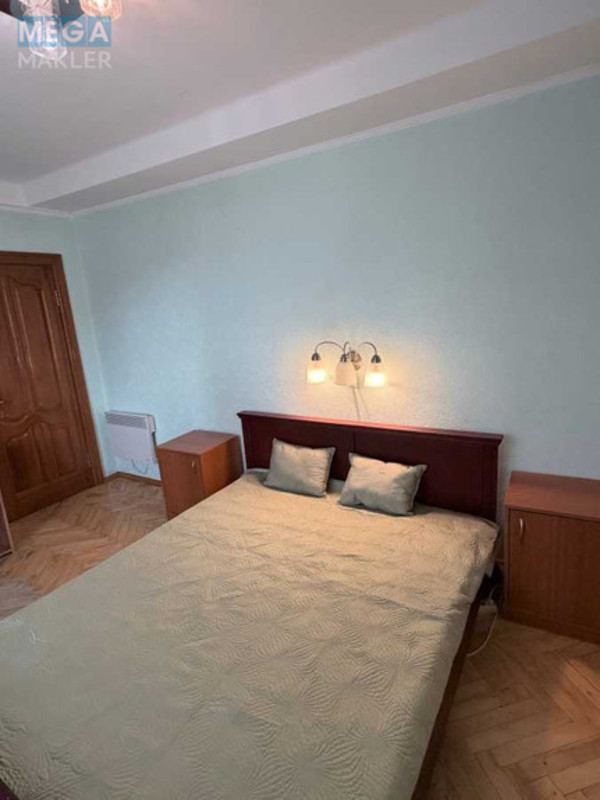 Оренда 3 кімнатної квартири, <a class="location-link" href="/kiev/" title="Недвижимость Київ">Київ</a>, <a class="location-link" href="/kiev/shevchenkovskij/" title="Недвижимость Шевченківський район">Шевченківський р-н</a>, Загоревская ул., 3/15а (изображение 18)