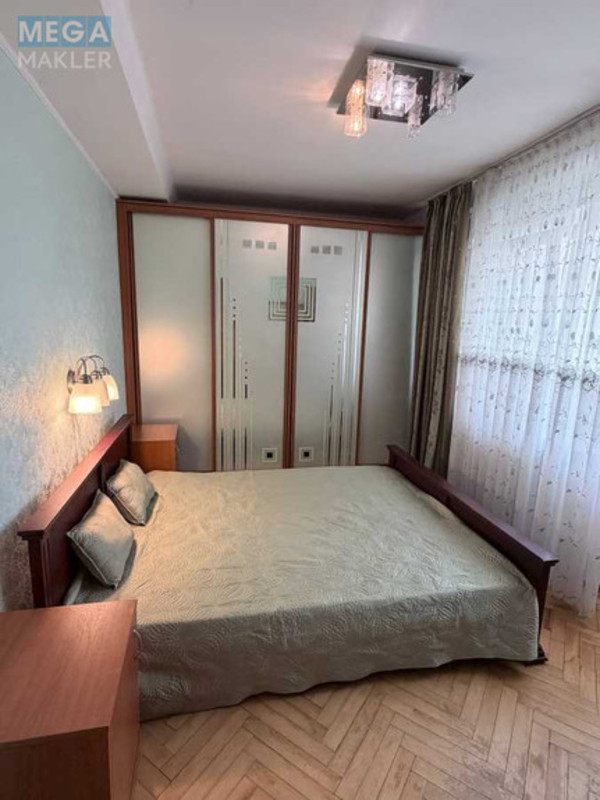 Оренда 3 кімнатної квартири, <a class="location-link" href="/kiev/" title="Недвижимость Київ">Київ</a>, <a class="location-link" href="/kiev/shevchenkovskij/" title="Недвижимость Шевченківський район">Шевченківський р-н</a>, Загоревская ул., 3/15а (изображение 20)