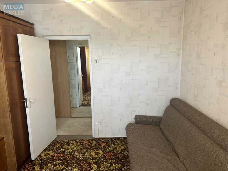 Оренда 3 кімнатної квартири, <a class="location-link" href="/kiev/" title="Недвижимость Київ">Київ</a>, <a class="location-link" href="/kiev/svyatoshinskij/" title="Недвижимость Святошинський район">Святошинський р-н</a>, Підлісна вул., 6 (изображение 8)