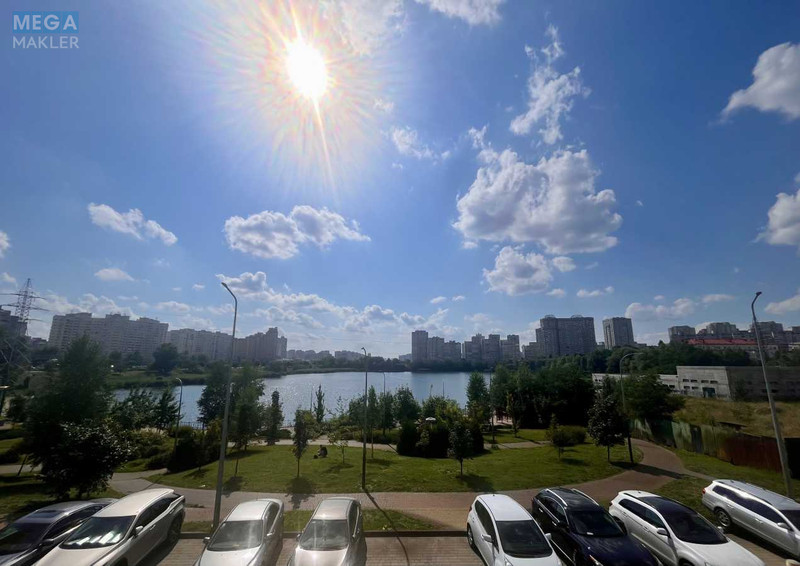 Оренда 2 кімнатної квартири, <a class="location-link" href="/kiev/" title="Недвижимость Київ">Київ</a>, <a class="location-link" href="/kiev/darnickij/" title="Недвижимость Дарницький район">Дарницький р-н</a>, Ревуцького вул., 40В (изображение 2)
