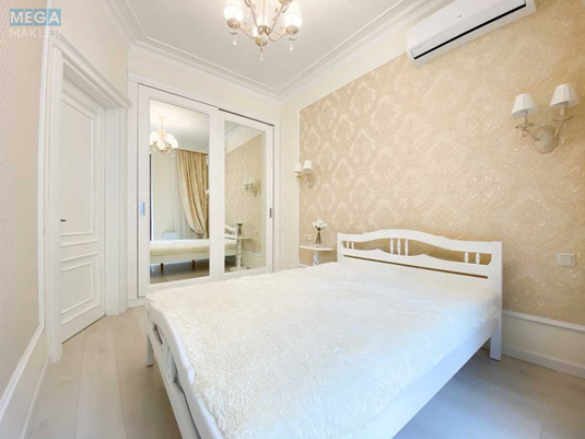 Оренда 2 кімнатної квартири, <a class="location-link" href="/odessa/" title="Недвижимость Одеса">Одеса</a>, <a class="location-link" href="/odessa/primorskij/" title="Недвижимость Приморський район">Приморський р-н</a>, Французский бульвар, 13А (изображение 4)