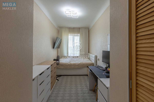 Продаж 2 кімнатної квартири (41,7/26,6/5,8), 3 пов. 4 пов. будинку, <a class="location-link" href="/kiev/" title="Недвижимость Київ">Київ</a>, <a class="location-link" href="/kiev/goloseevskij/" title="Недвижимость Голосіївський район">Голосіївський р-н</a>, Науки просп., 78 (изображение 5)