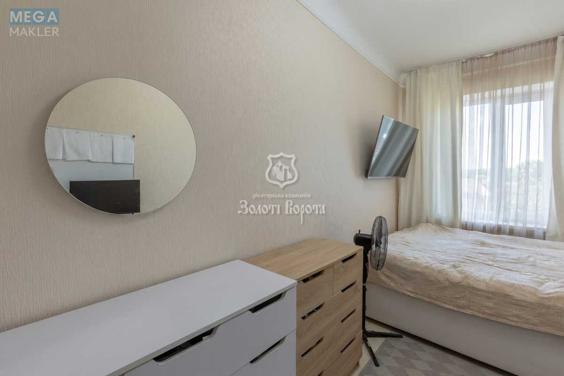 Продаж 2 кімнатної квартири (41,7/26,6/5,8), 3 пов. 4 пов. будинку, <a class="location-link" href="/kiev/" title="Недвижимость Київ">Київ</a>, <a class="location-link" href="/kiev/goloseevskij/" title="Недвижимость Голосіївський район">Голосіївський р-н</a>, Науки просп., 78 (изображение 6)