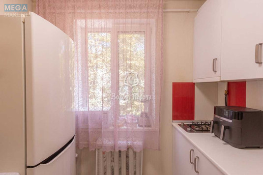 Продаж 2 кімнатної квартири (41,7/26,6/5,8), 3 пов. 4 пов. будинку, <a class="location-link" href="/kiev/" title="Недвижимость Київ">Київ</a>, <a class="location-link" href="/kiev/goloseevskij/" title="Недвижимость Голосіївський район">Голосіївський р-н</a>, Науки просп., 78 (изображение 12)