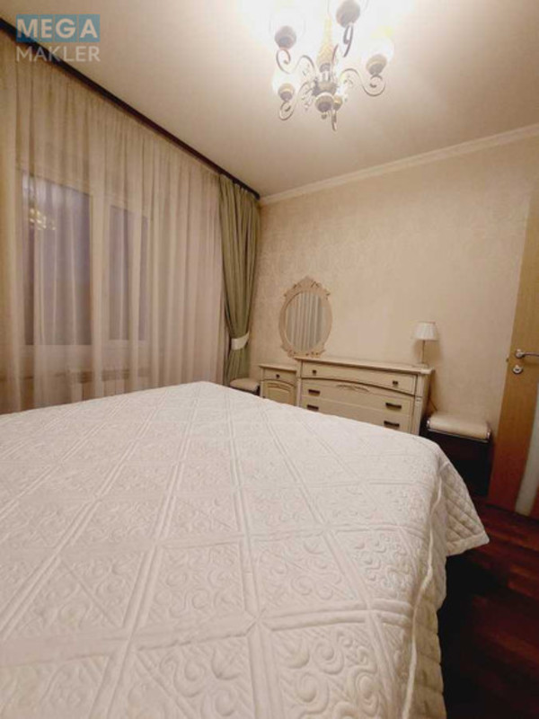 Оренда 2 кімнатної квартири, <a class="location-link" href="/kiev/" title="Недвижимость Київ">Київ</a>, <a class="location-link" href="/kiev/svyatoshinskij/" title="Недвижимость Святошинский район">Святошинский р-н</a>, Ревуцкого ул., 18 (изображение 2)