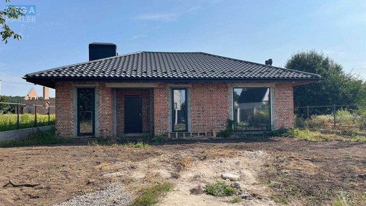 Продаж дома, 1&nbsp; поверх, 160&nbsp;кв.м, 8&nbsp;кімнат, ділянка 8&nbsp;соток, <a class="location-link" href="/khmelnitskiy/" title="Недвижимость Хмельницький">Хмельницький</a>, 2-й проїзд Купайла (изображение 3)