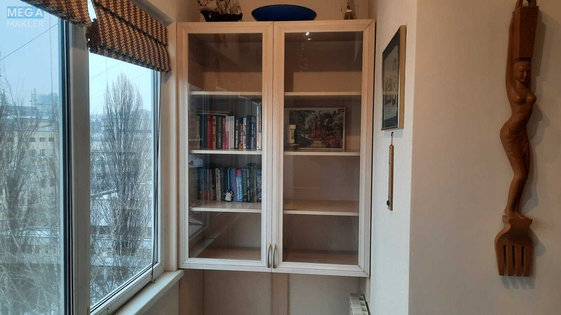 Продаж 2 кімнатної квартири (68/34/8), 7 пов. 9 пов. будинку, <a class="location-link" href="/kiev/" title="Недвижимость Київ">Київ</a>, <a class="location-link" href="/kiev/pecherskij/" title="Недвижимость Печерський район">Печерський р-н</a>, Печерський узвіз, 8 (изображение 10)