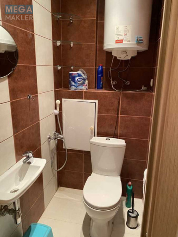 Продаж 2 кімнатної квартири (68/34/8), 7 пов. 9 пов. будинку, <a class="location-link" href="/kiev/" title="Недвижимость Київ">Київ</a>, <a class="location-link" href="/kiev/pecherskij/" title="Недвижимость Печерський район">Печерський р-н</a>, Печерський узвіз, 8 (изображение 12)