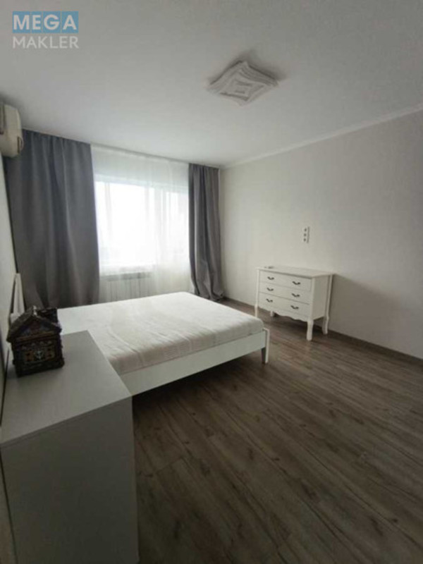 Оренда 2 кімнатної квартири, <a class="location-link" href="/kiev/" title="Недвижимость Київ">Київ</a>, <a class="location-link" href="/kiev/podolskij/" title="Недвижимость Подільський район">Подільський р-н</a>, Правды просп., 64 (изображение 2)