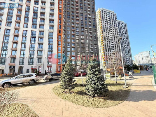 Продаж 2 кімнатної квартири (90/39/36), 16 пов. 24 пов. будинку, <a class="location-link" href="/kiev/" title="Недвижимость Київ">Київ</a>, <a class="location-link" href="/kiev/darnickij/" title="Недвижимость Дарницький район">Дарницький р-н</a>, Дніпровська наб., 20Б (изображение 2)