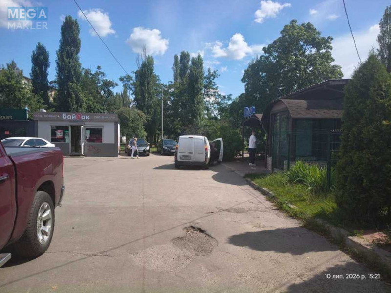 Оренда комерційної нерухомості, 145&nbsp;кв.м, под магазин, <a class="location-link" href="/kiev/" title="Недвижимость Київ">Київ</a>, <a class="location-link" href="/kiev/desnyanskij/" title="Недвижимость Деснянський район">Деснянський р-н</a>, Братиславська вул., 14Б (изображение 2)