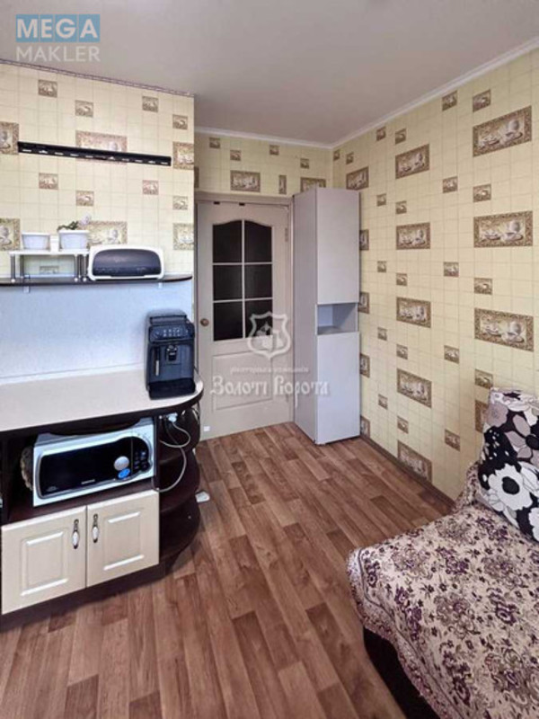 Продаж 2 кімнатної квартири (63,3/31,7/11,6), 10 пов. 14 пов. будинку, <a class="location-link" href="/kiev/" title="Недвижимость Київ">Київ</a>, <a class="location-link" href="/kiev/goloseevskij/" title="Недвижимость Голосіївський район">Голосіївський р-н</a>, Михайла Максимовича вул., 7 (изображение 6)