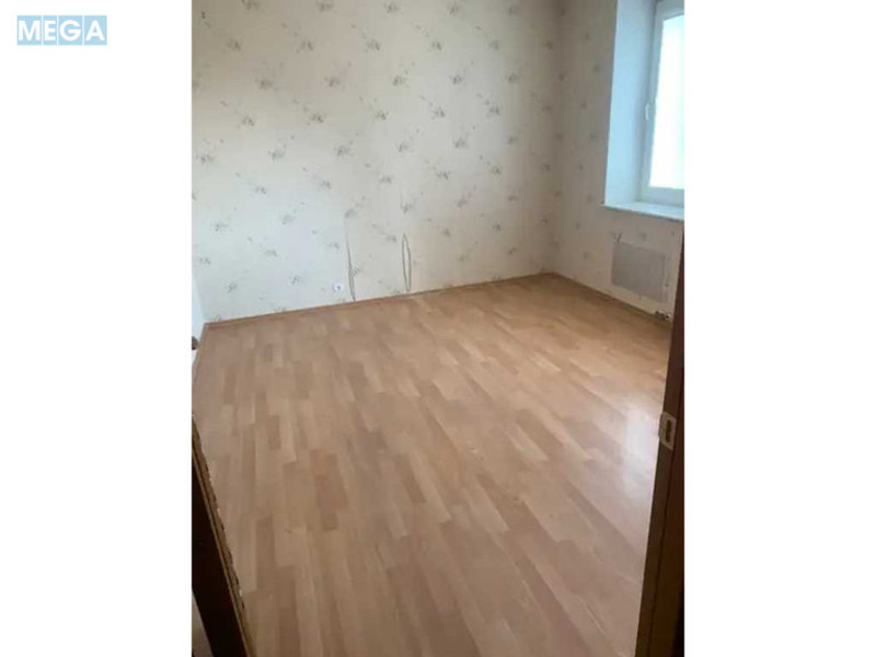 Продаж дома, 2&nbsp;поверху, 611&nbsp;кв.м, 8&nbsp;кімнат, ділянка 8&nbsp;соток, <a class="location-link" href="/petropavlovskaya-borshagovka/" title="Недвижимость Петропавлівська Борщагівка">Петропавлівська Борщагівка</a>, Сонячна, 7а (изображение 4)