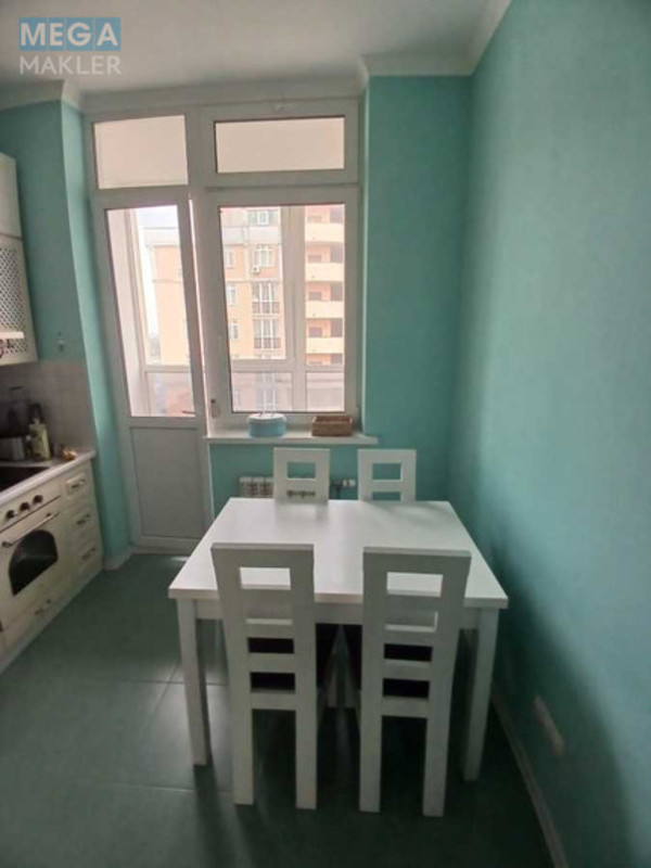 Оренда 1 кімнатної квартири, <a class="location-link" href="/kiev/" title="Недвижимость Київ">Київ</a>, <a class="location-link" href="/kiev/dneprovskij/" title="Недвижимость Дніпровський район">Дніпровський р-н</a>, Гната Хоткевича вул., 8 (изображение 3)