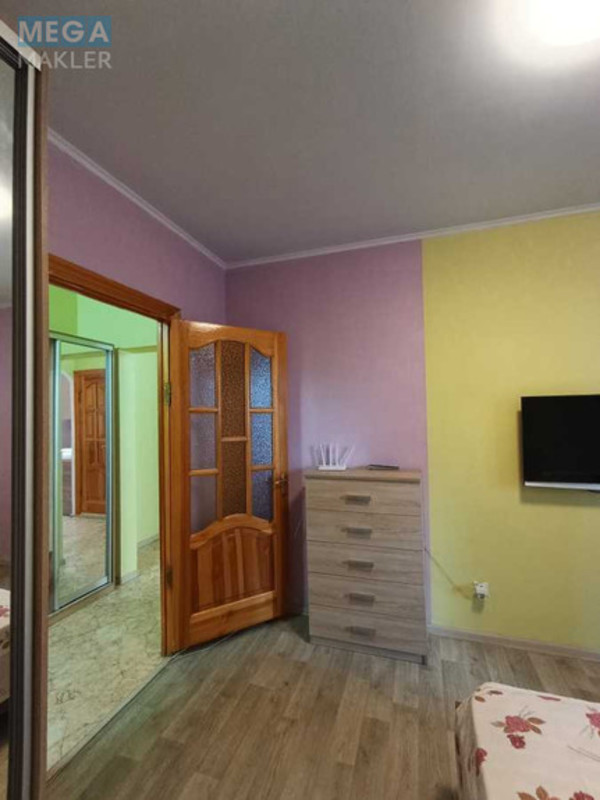 Продаж 2 кімнатної квартири (56,4/30/8,1), 5 пов. 16 пов. будинку, <a class="location-link" href="/kiev/" title="Недвижимость Київ">Київ</a>, <a class="location-link" href="/kiev/darnickij/" title="Недвижимость Дарницький район">Дарницький р-н</a>, Анни Ахматової вул., 43 (изображение 8)