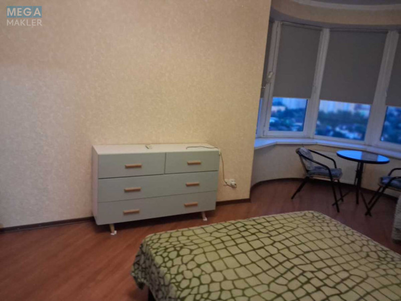 Оренда 1 кімнатної квартири, <a class="location-link" href="/kiev/" title="Недвижимость Київ">Київ</a>, <a class="location-link" href="/kiev/darnickij/" title="Недвижимость Дарницький район">Дарницький р-н</a>, Дніпровська наб., 26 (изображение 8)