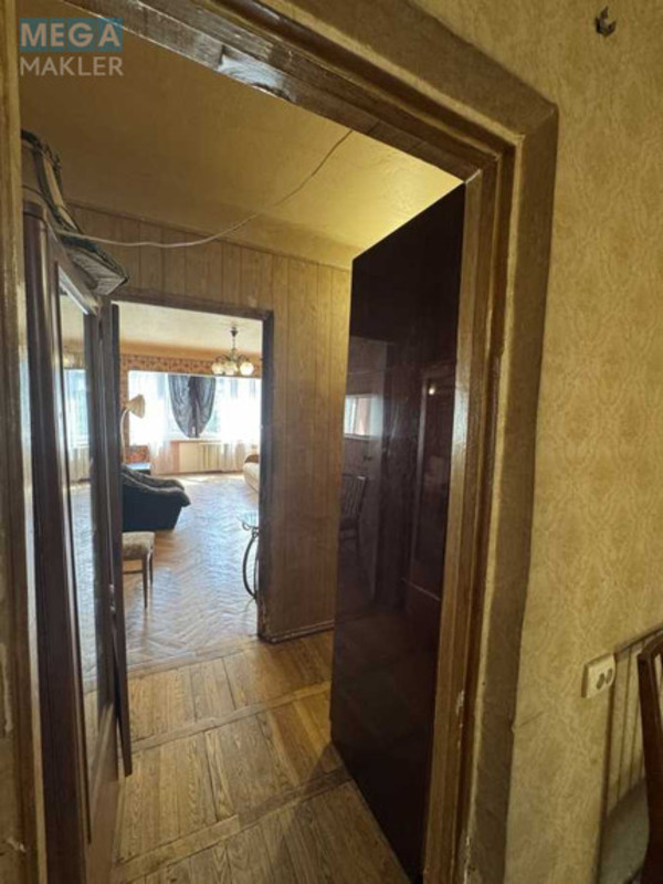 Продаж 3 кімнатної квартири (66/45/7), 6 пов. 10 пов. будинку, <a class="location-link" href="/kiev/" title="Недвижимость Київ">Київ</a>, <a class="location-link" href="/kiev/svyatoshinskij/" title="Недвижимость Святошинський район">Святошинський р-н</a>, Верховинная ул., 80 (изображение 15)