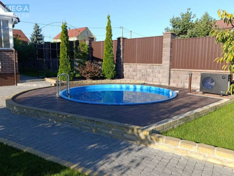 Продаж дома, 2&nbsp;поверху, 250&nbsp;кв.м, 4&nbsp;кімнати, ділянка 13&nbsp;соток, <a class="location-link" href="/kozhuhovka-selo-kv/" title="Недвижимость Кожухівка">Кожухівка</a>, Сонячна, 2 (изображение 6)