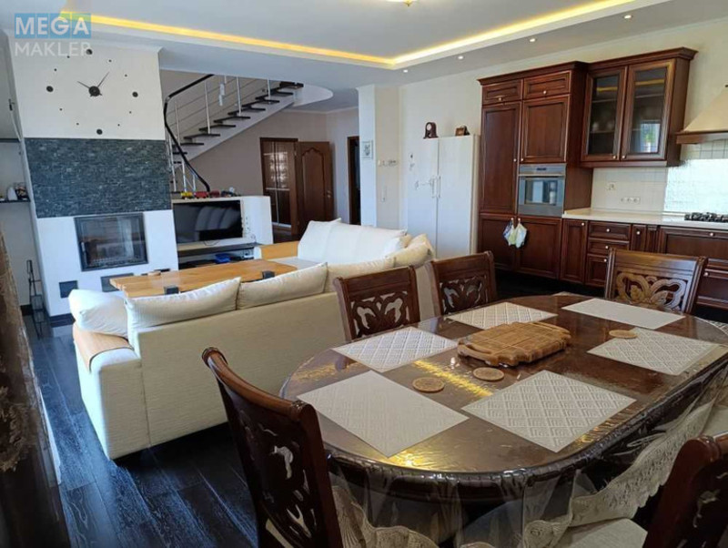 Продаж дома, 2&nbsp;поверху, 250&nbsp;кв.м, 4&nbsp;кімнати, ділянка 13&nbsp;соток, <a class="location-link" href="/kozhuhovka-selo-kv/" title="Недвижимость Кожухівка">Кожухівка</a>, Сонячна, 2 (изображение 9)