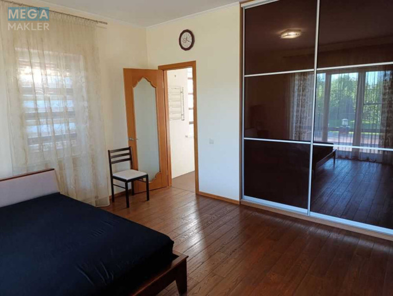 Продаж дома, 2&nbsp;поверху, 250&nbsp;кв.м, 4&nbsp;кімнати, ділянка 13&nbsp;соток, <a class="location-link" href="/kozhuhovka-selo-kv/" title="Недвижимость Кожухівка">Кожухівка</a>, Сонячна, 2 (изображение 14)