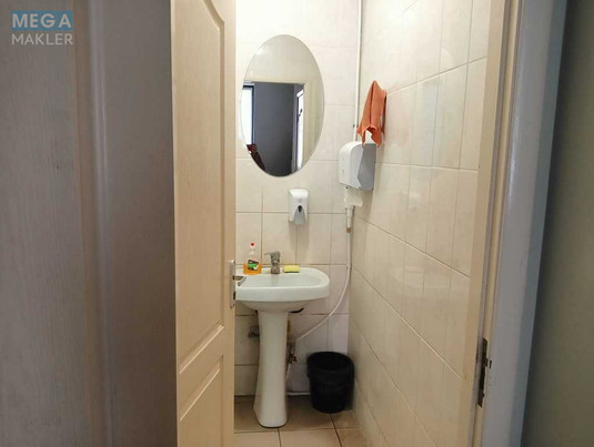 Продаж комерційної нерухомості, 157,20&nbsp;кв.м, под офис, <a class="location-link" href="/kharkov/" title="Недвижимость Харків">Харків</a>, <a class="location-link" href="/kharkov/kominternovskij/" title="Недвижимость Слобідський (Комінтернівський) район">Слобідський (Комінтернівський) р-н</a>, Харків, бул. Жасміновий, 1 (изображение 8)