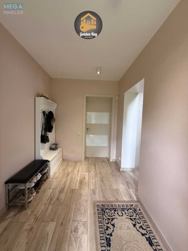 Продаж дома, 2&nbsp;поверху, 250&nbsp;кв.м, 6&nbsp;кімнат, ділянка 9&nbsp;соток, <a class="location-link" href="/ivankovichi/" title="Недвижимость Іванковичі">Іванковичі</a>, Марії Примаченко, 16 (изображение 7)