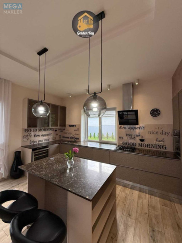 Продаж дома, 2&nbsp;поверху, 250&nbsp;кв.м, 6&nbsp;кімнат, ділянка 9&nbsp;соток, <a class="location-link" href="/ivankovichi/" title="Недвижимость Іванковичі">Іванковичі</a>, Марії Примаченко, 16 (изображение 10)