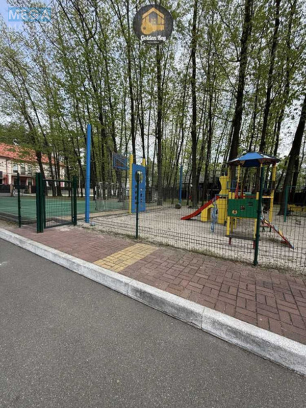 Продаж дома, 2&nbsp;поверху, 250&nbsp;кв.м, 4&nbsp;кімнати, ділянка 19&nbsp;соток, <a class="location-link" href="/gora/" title="Недвижимость Гора">Гора</a>, Липова (изображение 24)