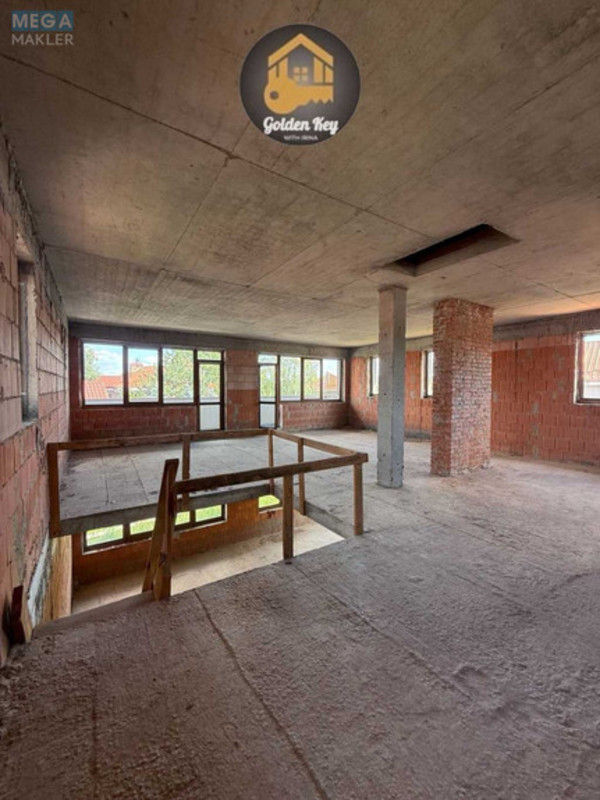 Продаж 5 кімнатної квартири (352/?/?), 2 пов. 2 пов. будинку, <a class="location-link" href="/ivankovichi/" title="Недвижимость Іванковичі">Іванковичі</a>, Провулок Гірський, 8 (изображение 8)