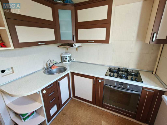 Оренда 1 кімнатної квартири, <a class="location-link" href="/kiev/" title="Недвижимость Київ">Київ</a>, <a class="location-link" href="/kiev/dneprovskij/" title="Недвижимость Дніпровський район">Дніпровський р-н</a>, Уінстона Черчілля вул., 27/2 (изображение 2)