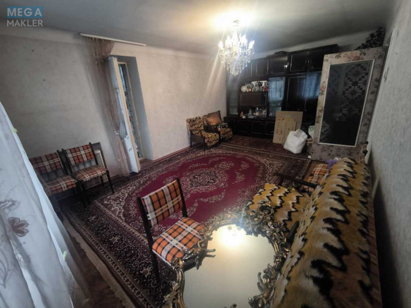 Продаж 3 кімнатної квартири (82/47/8), 2 пов. 9 пов. будинку, <a class="location-link" href="/kiev/" title="Недвижимость Київ">Київ</a>, <a class="location-link" href="/kiev/pecherskij/" title="Недвижимость Печерський район">Печерський р-н</a>, Лабораторний пров., 4 (изображение 4)