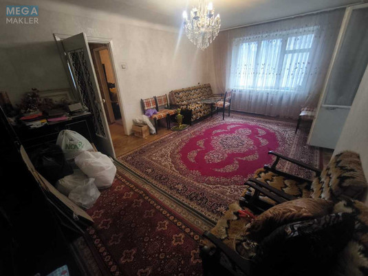 Продаж 3 кімнатної квартири (82/47/8), 2 пов. 9 пов. будинку, <a class="location-link" href="/kiev/" title="Недвижимость Київ">Київ</a>, <a class="location-link" href="/kiev/pecherskij/" title="Недвижимость Печерський район">Печерський р-н</a>, Лабораторний пров., 4 (изображение 5)