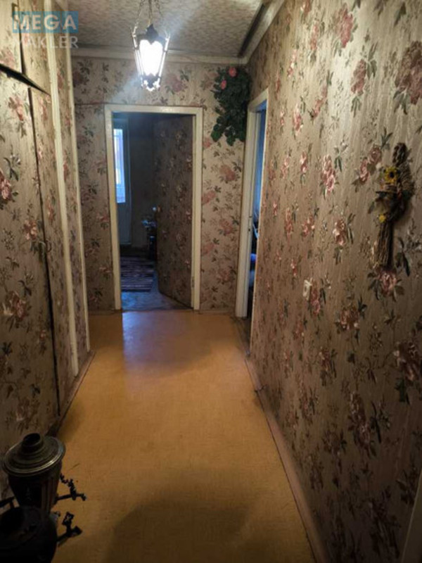 Продаж 3 кімнатної квартири (82/47/8), 2 пов. 9 пов. будинку, <a class="location-link" href="/kiev/" title="Недвижимость Київ">Київ</a>, <a class="location-link" href="/kiev/pecherskij/" title="Недвижимость Печерський район">Печерський р-н</a>, Лабораторний пров., 4 (изображение 10)