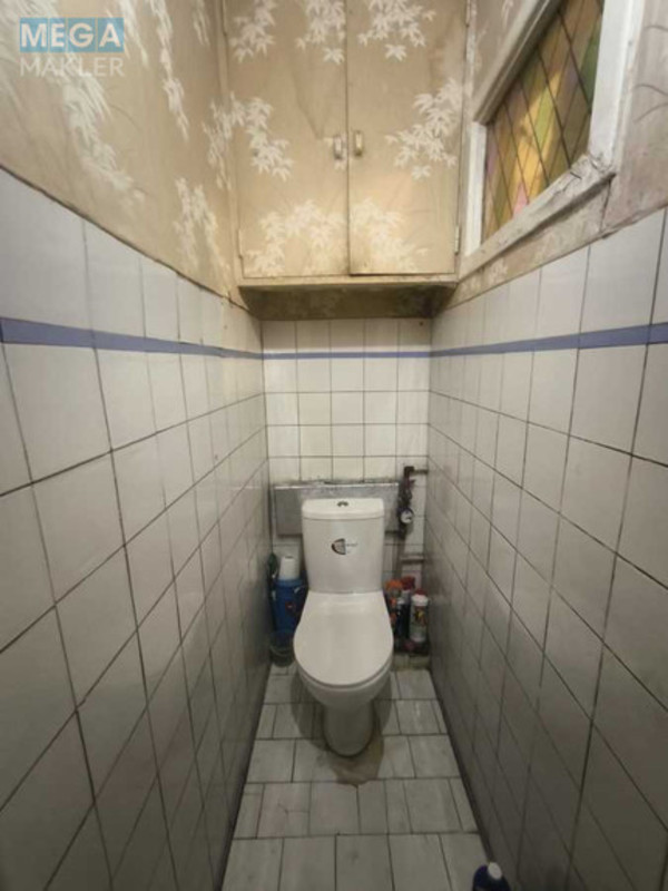 Продаж 3 кімнатної квартири (82/47/8), 2 пов. 9 пов. будинку, <a class="location-link" href="/kiev/" title="Недвижимость Київ">Київ</a>, <a class="location-link" href="/kiev/pecherskij/" title="Недвижимость Печерський район">Печерський р-н</a>, Лабораторний пров., 4 (изображение 14)