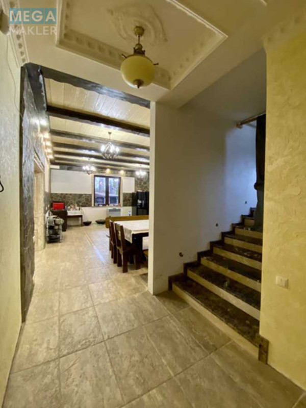 Продаж дома, 3&nbsp;поверху, 422&nbsp;кв.м, 6&nbsp;кімнат, ділянка 10&nbsp;соток, <a class="location-link" href="/gnedin/" title="Недвижимость Гнідін">Гнідин</a>, Зарічна (изображение 2)