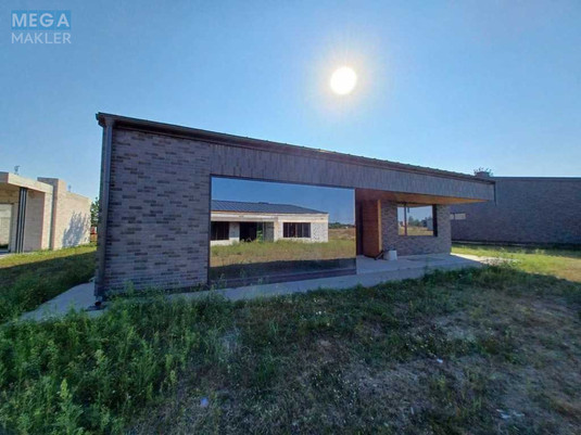 Продаж дома, 1&nbsp; поверх, 220&nbsp;кв.м, 4&nbsp;кімнати, ділянка 9&nbsp;соток, <a class="location-link" href="/oseshina/" title="Недвижимость Осещина">Осещина</a>, Центральная (изображение 6)