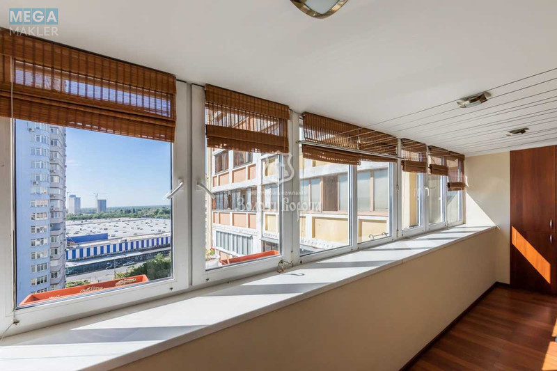 Продаж 1 кімнатної квартири (76/34,5/10,5), 10 пов. 17 пов. будинку, <a class="location-link" href="/kiev/" title="Недвижимость Київ">Київ</a>, <a class="location-link" href="/kiev/darnickij/" title="Недвижимость Дарницький район">Дарницький р-н</a>, Петра Григоренка просп., 38 (изображение 10)