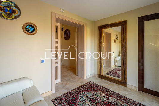 Продаж дома, 2&nbsp;поверху, 315&nbsp;кв.м, 5&nbsp;кімнат, ділянка 20&nbsp;соток, <a class="location-link" href="/zazimya/" title="Недвижимость Зазим'я">Зазим`я</a>, Осинки (изображение 10)