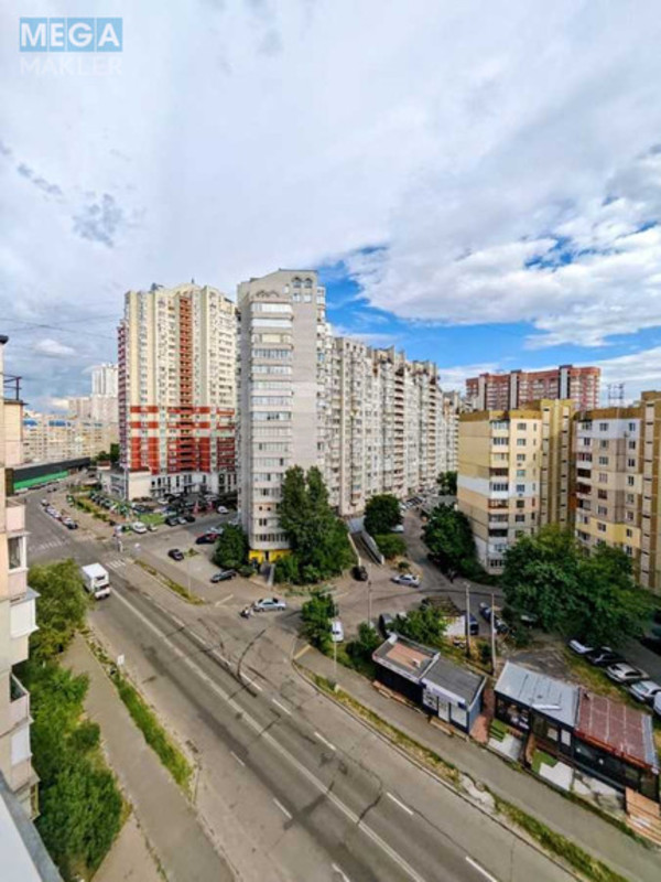 Продаж 2 кімнатної квартири (54/30/8), 10 пов. 10 пов. будинку, <a class="location-link" href="/kiev/" title="Недвижимость Київ">Київ</a>, <a class="location-link" href="/kiev/darnickij/" title="Недвижимость Дарницький район">Дарницький р-н</a>, Урлівська вул., 1/8 (изображение 4)