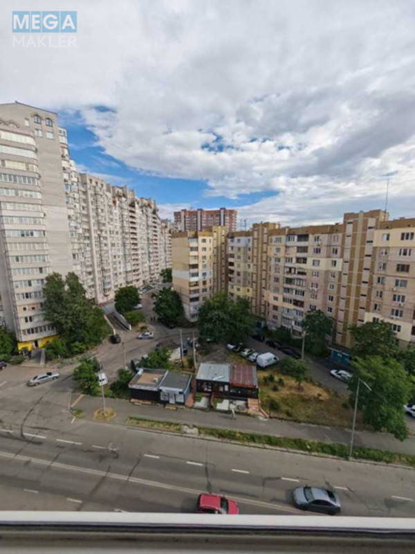 Продаж 2 кімнатної квартири (54/30/8), 10 пов. 10 пов. будинку, <a class="location-link" href="/kiev/" title="Недвижимость Київ">Київ</a>, <a class="location-link" href="/kiev/darnickij/" title="Недвижимость Дарницький район">Дарницький р-н</a>, Урлівська вул., 1/8 (изображение 14)